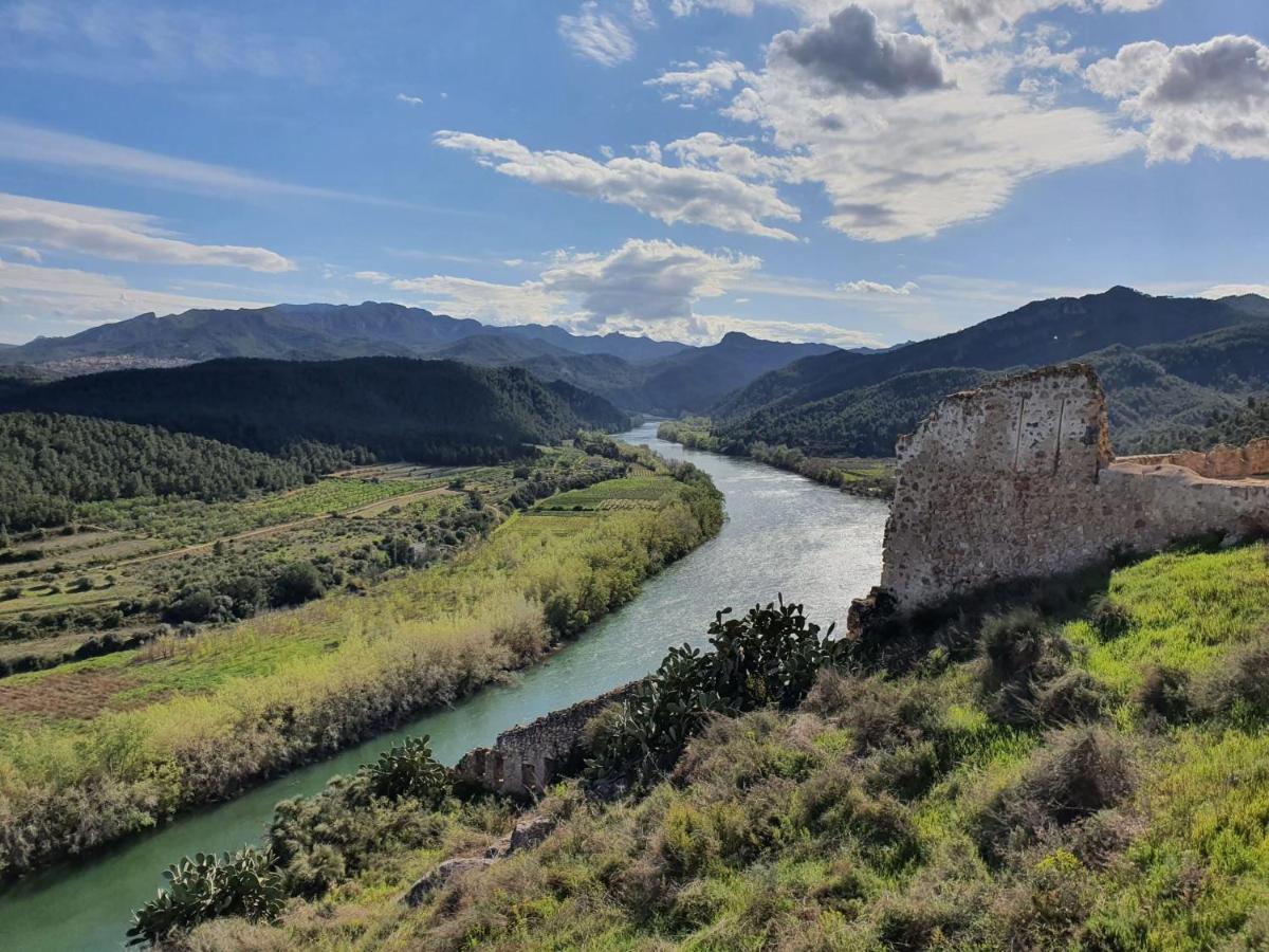 Casa En La Valleta Ginestar Kültér fotó